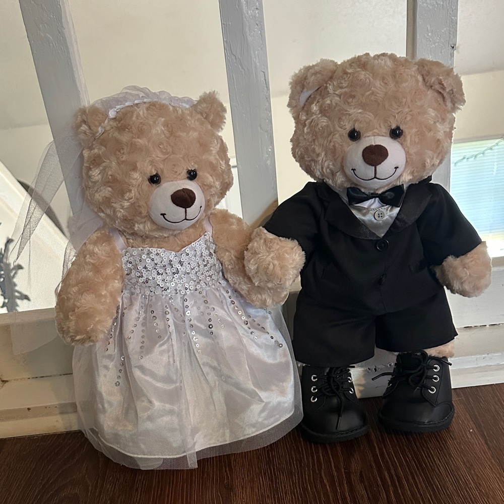 Wedding Build-A-Bear set